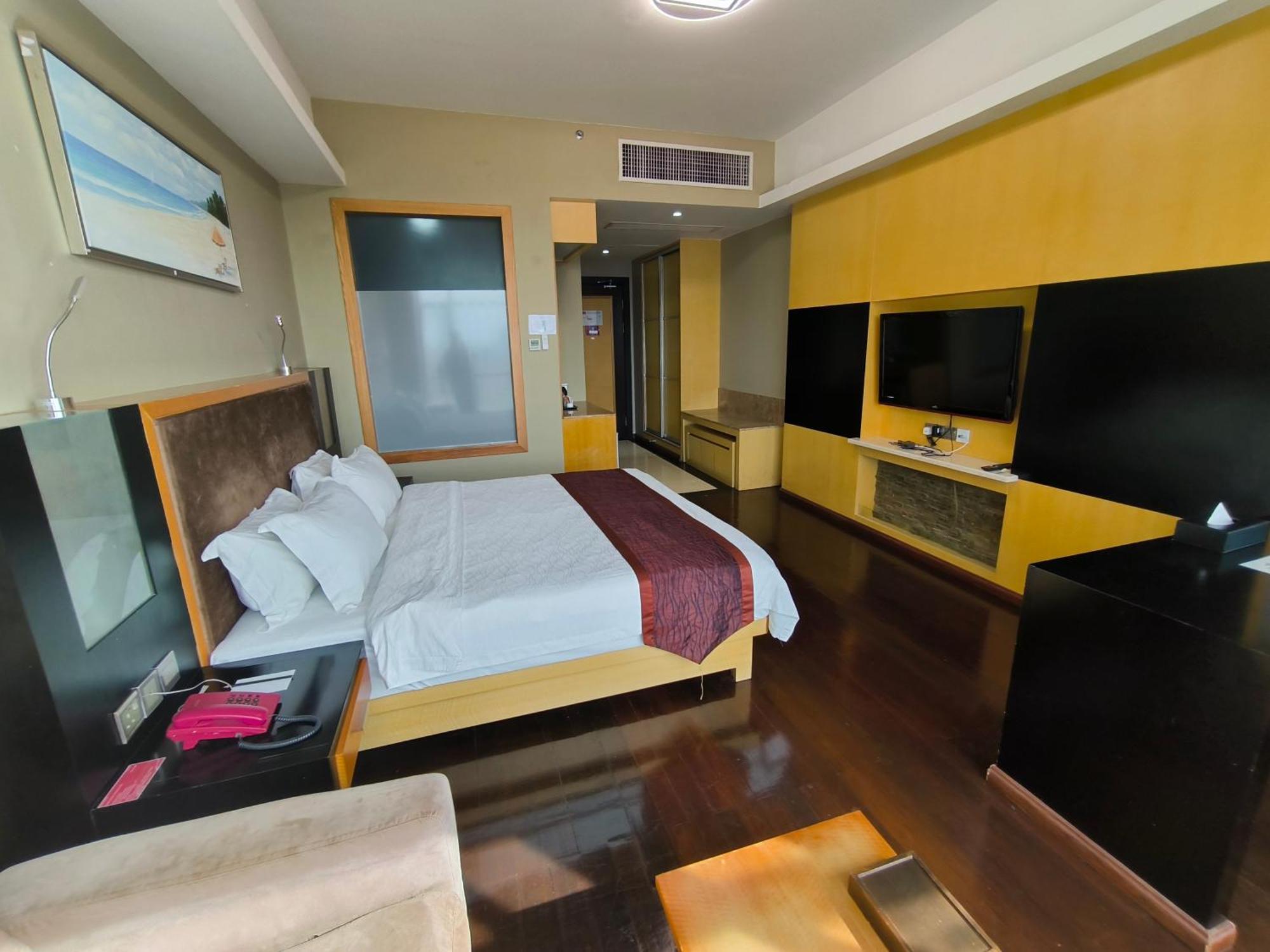 Meritz Hotel Miri Exteriör bild